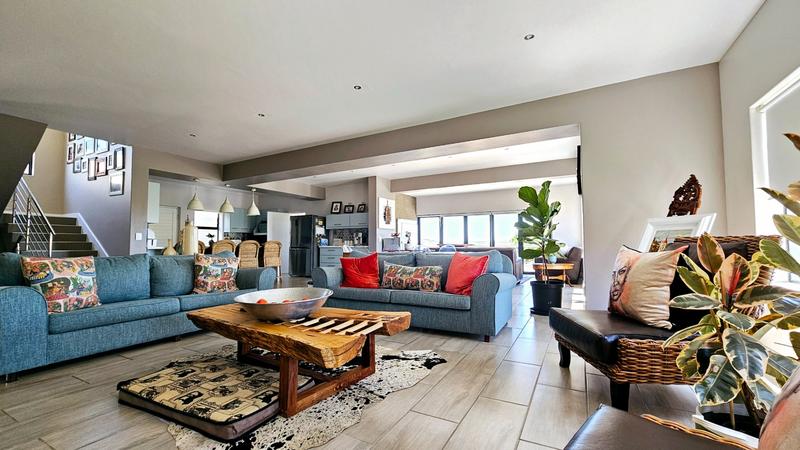 5 Bedroom Property for Sale in Monte Christo Western Cape